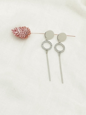 Oorhanger met strass en lang staafje 