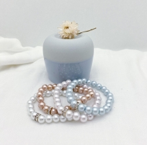 Bracelet avec perles de créateur 